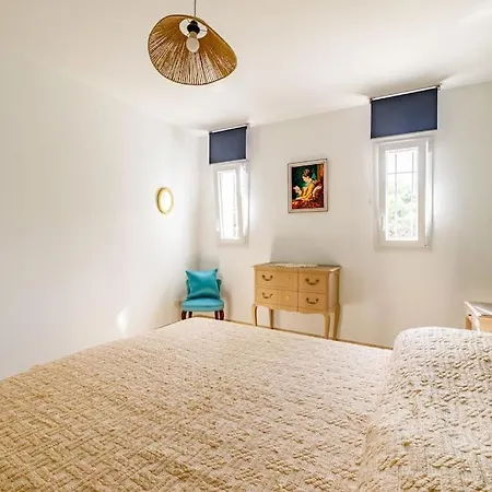 Rez-de-villa Avec Espace Arbore Privatif * Sainte-Maxime