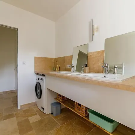 Apartment Rez-de-villa Avec Espace Arbore Privatif