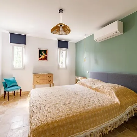 Rez-de-villa Avec Espace Arbore Privatif