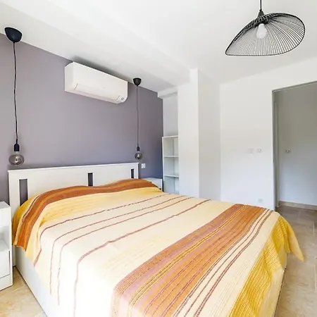 Апартаменты Rez-de-villa Avec Espace Arbore Privatif