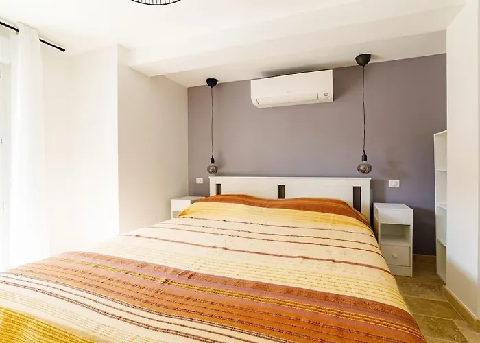 Rez-de-villa Avec Espace Arbore Privatif Apartment *