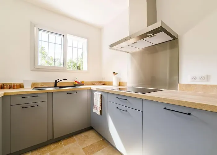 Rez-de-villa Avec Espace Arbore Privatif Apartment *